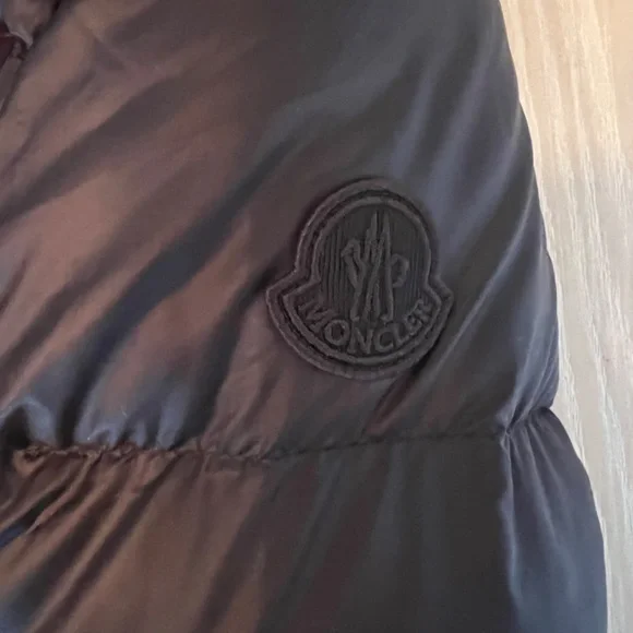 Moncler Ladies Black Logo-patch Padded Jacket - Medium